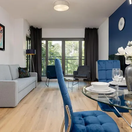 Apartment Avenue Solidarnosci On Wola By Noclegi Renters Warszawa Eksteriør bilde