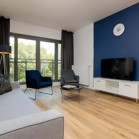 Apartment Avenue Solidarnosci On Wola By Noclegi Renters Warszawa Eksteriør bilde