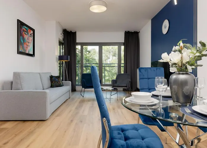 Apartment Avenue Solidarnosci On Wola By Noclegi Renters