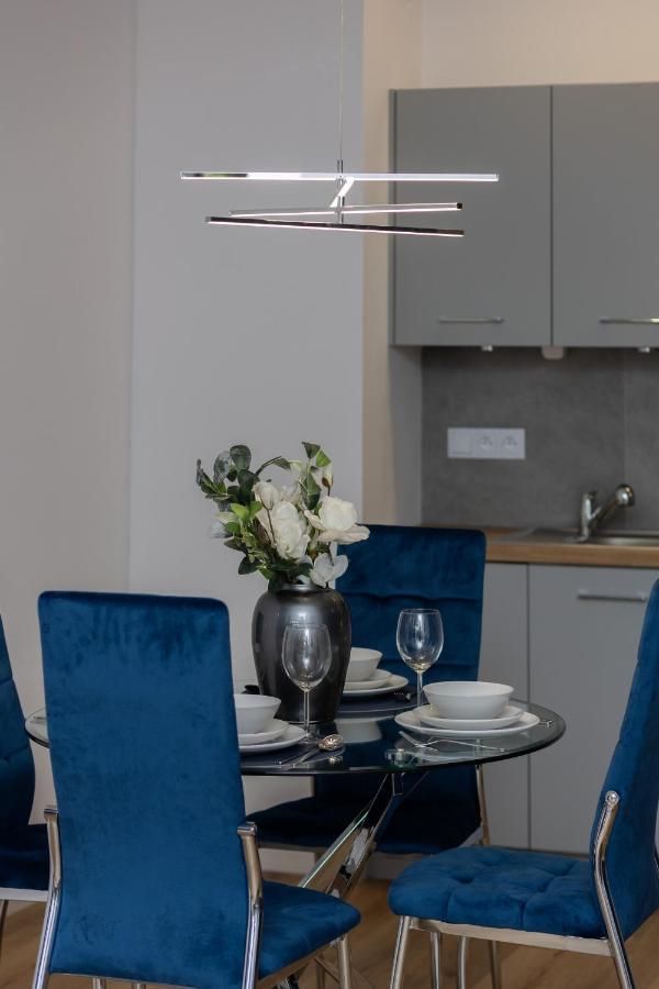 Leilighet Avenue Solidarnosci On Wola By Renters *