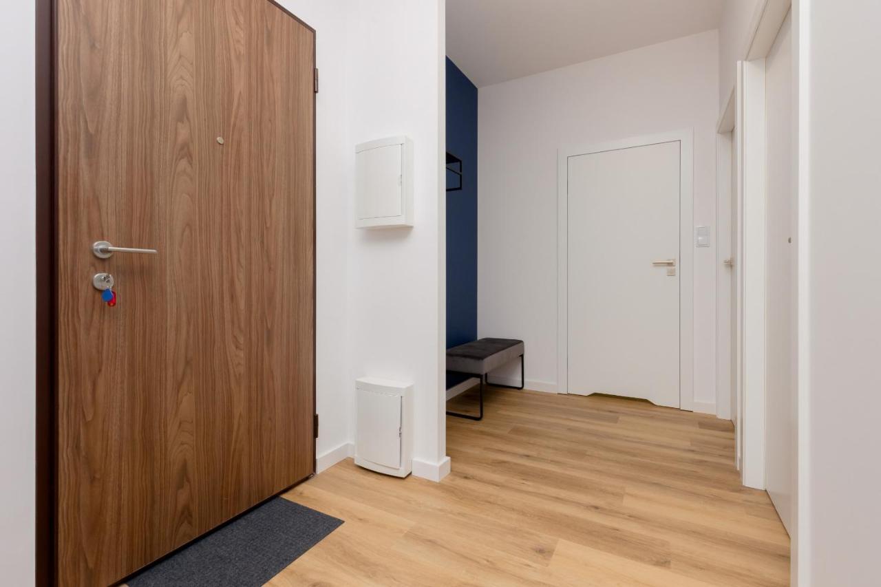Avenue Solidarnosci On Wola By Renters Leilighet Warszawa